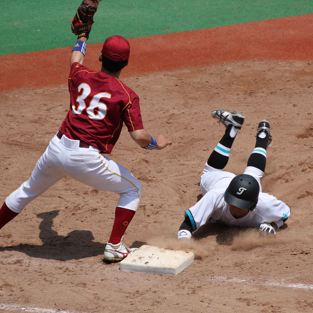 ソフトボール選手の画像